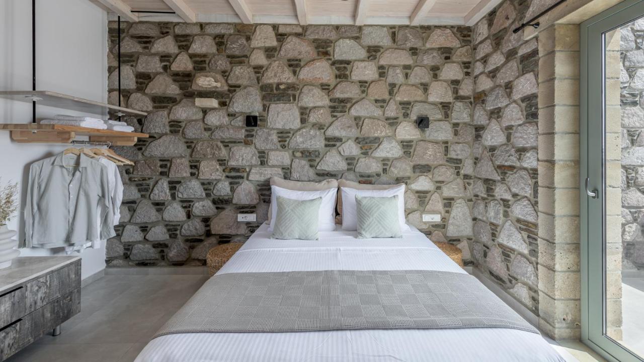 Thea Sunset Suites Mytakas 外观 照片