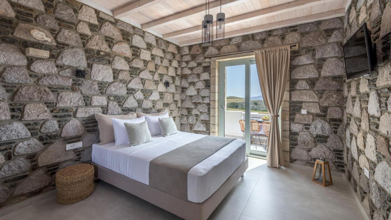 Thea Sunset Suites Mytakas 外观 照片