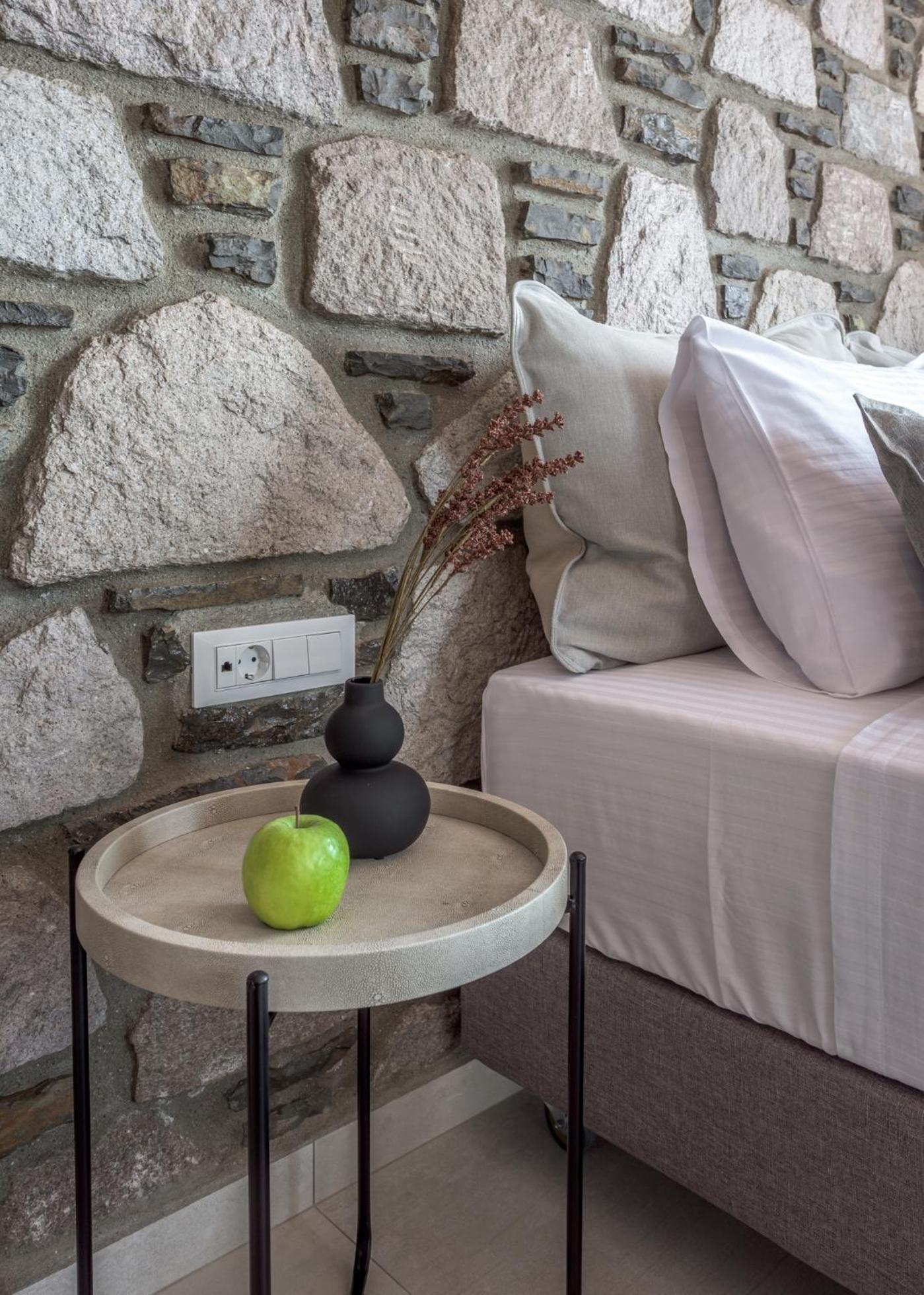 Thea Sunset Suites Mytakas 外观 照片